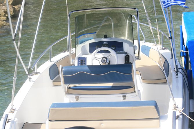 Motor Boat Hire in CorfuItalmar 17, Asso 5.10, Next 5m - Meeting and Pickup Logistics