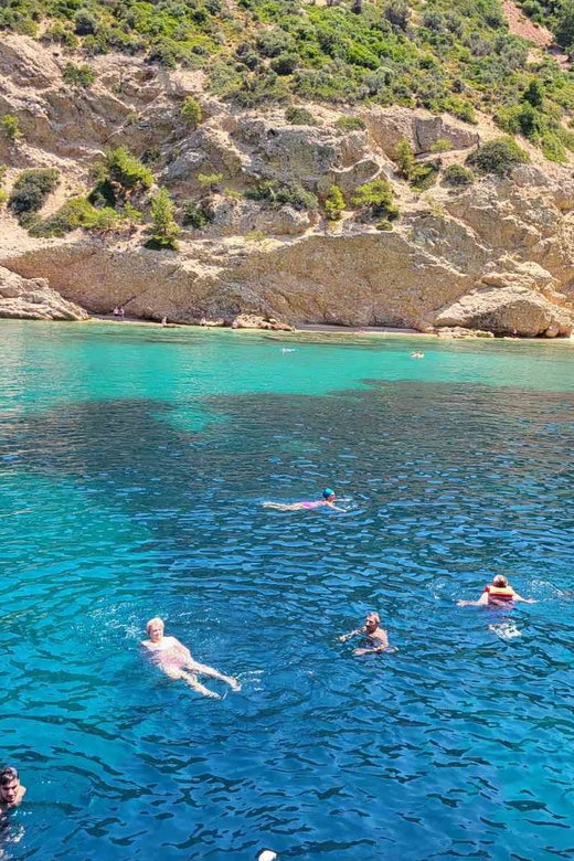 Motor Boat Rental - Boat Experience and Highlights