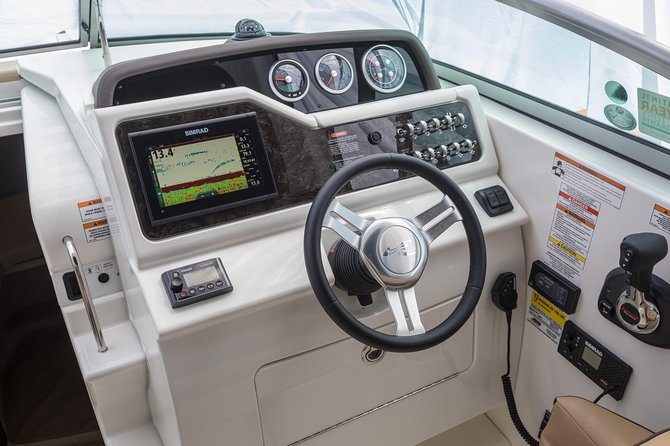 Motor Yacht (2020)Luxury Private Cruise Around Santorini - Inclusions and Exclusions