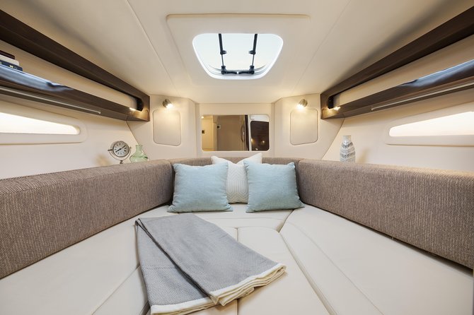 Motor Yacht (2020)Luxury Private Cruise Around Santorini - Confirmation and Availability