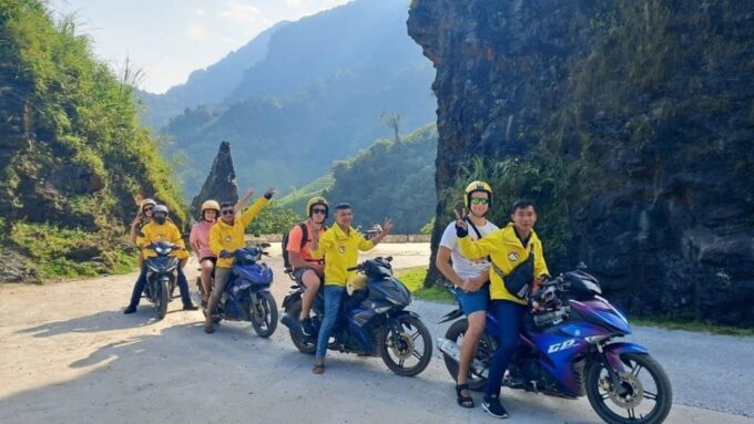 Motorcycle Tour To Ma Pi Leng - Ha Giang In 3 Days - Iconic Ma Pi Leng Pass