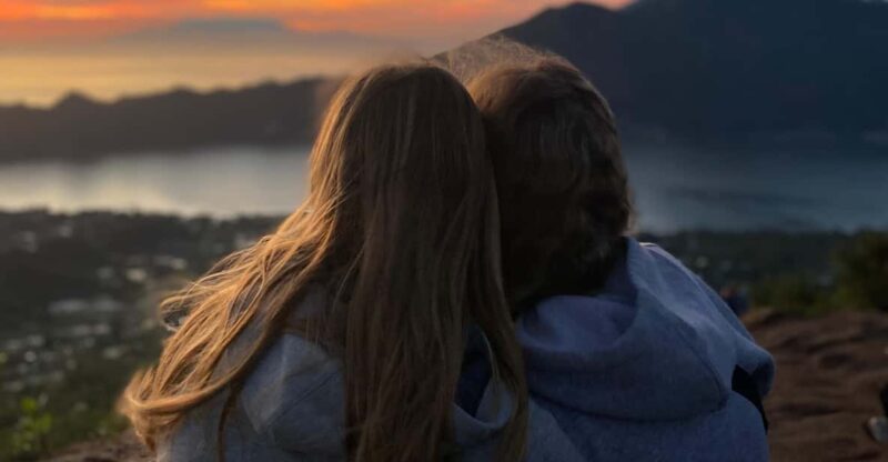 Mount Batur Hiking All Inclusive Breakfas and Hot Spring - Exploring the Mountain Peak