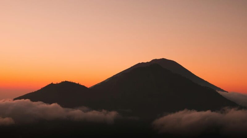Mount Batur Private Tour: Sunrise Trekking & Hot Spring - Itinerary