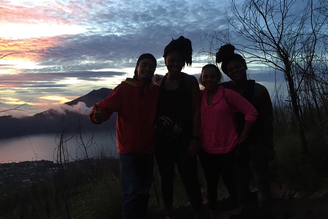 Mount Batur Volcano - Sunrise Trekking Tour With Breakfast - Exploring the Crater