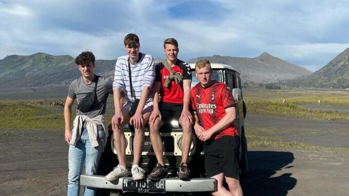 Mount Bromo Sunrise 1 Day Tour From Yogyakarta - Booking Information
