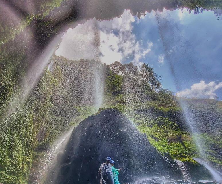 Mount Bromo Sunrise and Madakaripura Waterfall 1 Day Tour - Itinerary Details