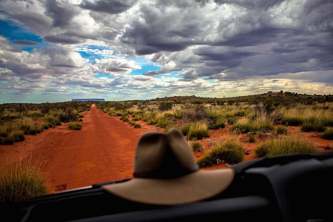 Mount Conner 4WD Small Group Tour From Ayers Rock Including Dinner - Tour Inclusions