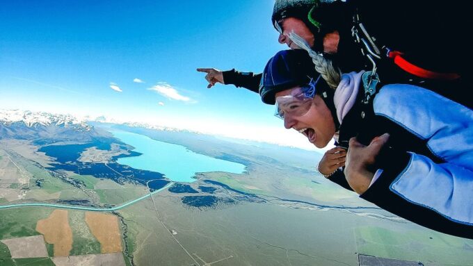 Mount Cook: Tandem Skydive Experience - Location and Highlights