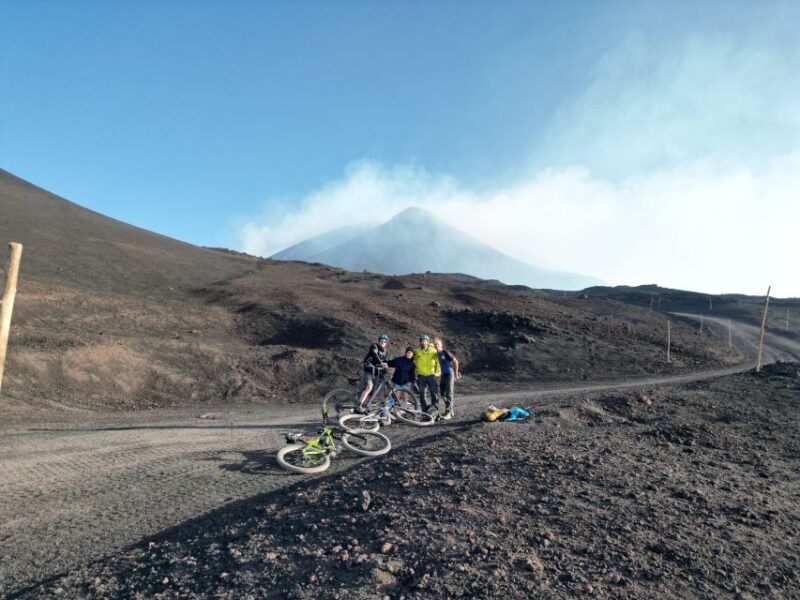 Mount Etna Summit E-Bike - Inclusions