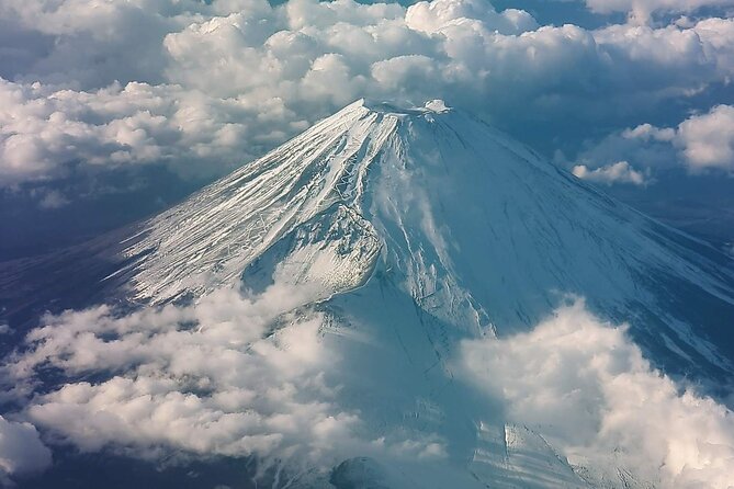 Mount Fuji Four Iconic Scenic Spots Day Tour From Tokyo - Tour Guide Information