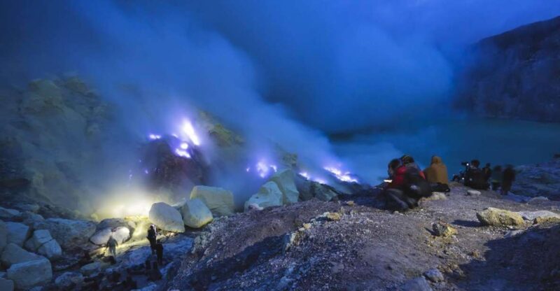 Mount Ijen Volcanic Crater Overnight Trip From Bali - Participant Restrictions