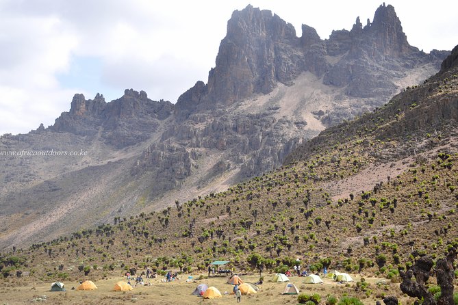 Mount Kenya Sirimon-Sirimon Route(4 Days) - Accommodation and Meals