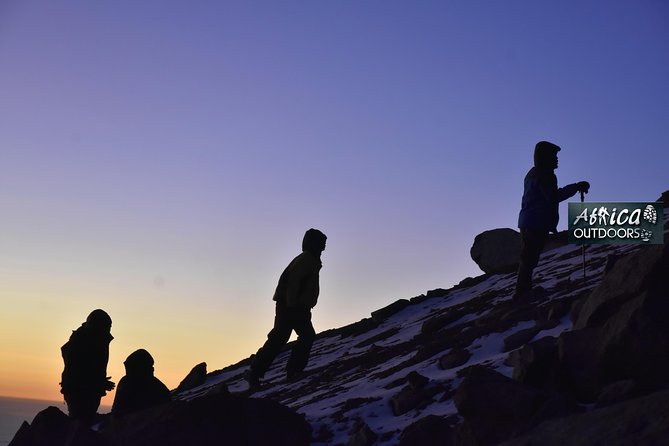 Mount Kenya Sirimon-Sirimon Route(4 Days) - Pickup and Duration