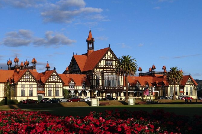 Mount Maunganui and Rotorua Tour From Tauranga With Concert - Scenic Landscapes and Beaches