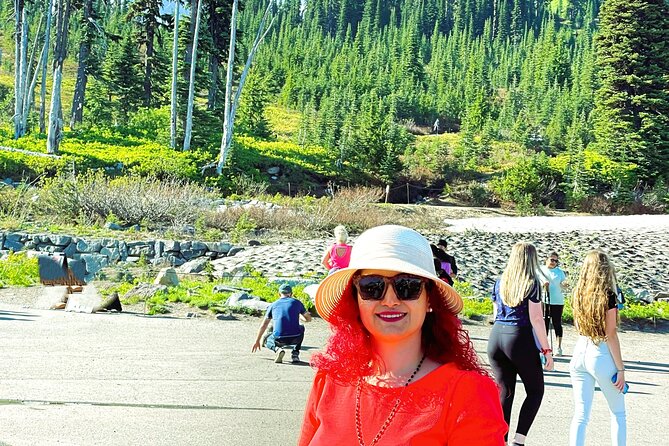 Mount Rainier Customized Tour From Seattle - Group Size and Composition