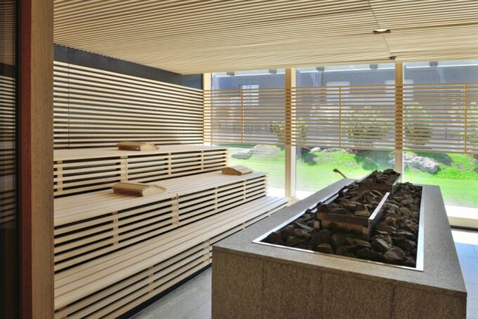Mount Rigi: 2-Day Wellness Experience From Zurich - Explore Lucernes Old Town