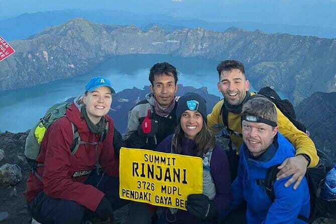 Mount Rinjani 2D 1N trekking to summit - Key Points