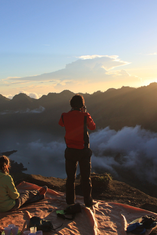 Mount Rinjani: 3-Day Trek to Summit, Lake and Hot Spring - Daily Itinerary