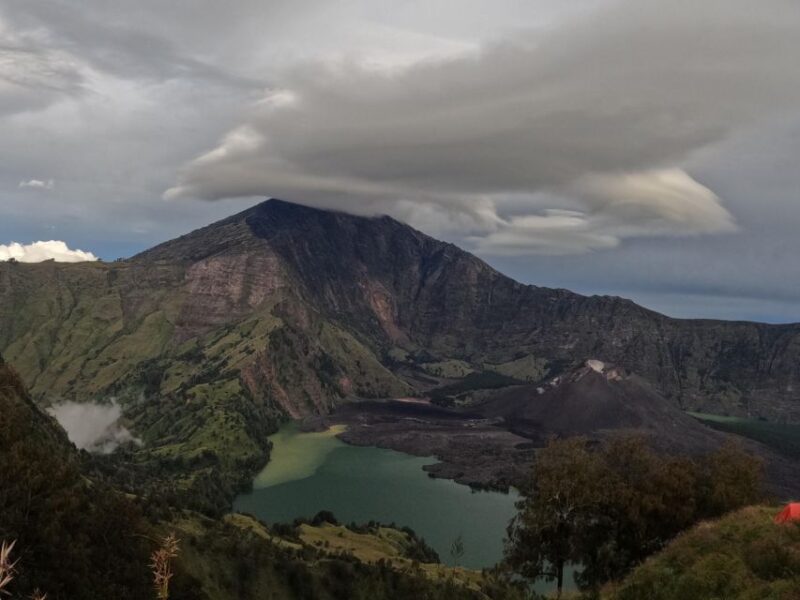 Mount Rinjani One Day Trek to Craterim Senaru - Key Points