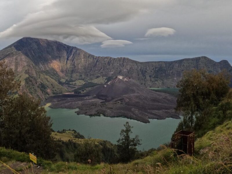 Mount Rinjani One Day Trek to Craterim Senaru - Inclusions and Requirements