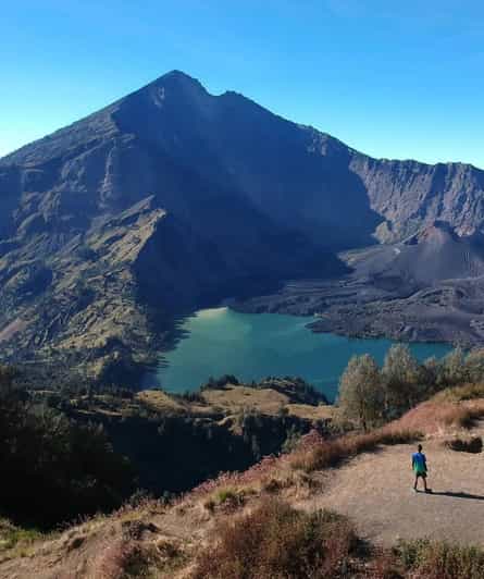 Mount Rinjani Summit Guided Hiking Tour - 2 Days 1 Night - Key Points