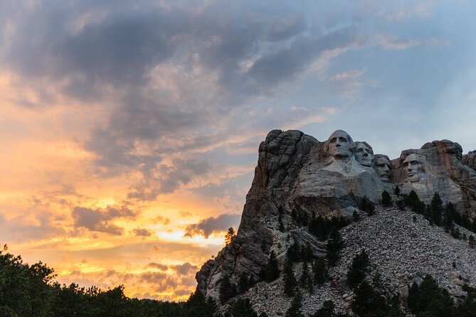 Mount Rushmore Night Illumination and Ceremony - Plan Your Visit