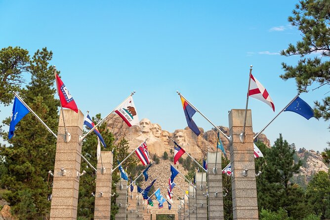 Mount Rushmore, Theodore Roosevelt and Badlands Audio Tour Guide - Customizable Stops and Itinerary