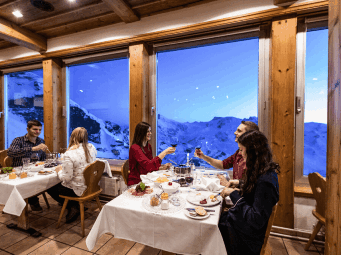 Mount Titlis: Private Day Trip Engelberg, Titlis and Lucerne - What to Expect on the Tour
