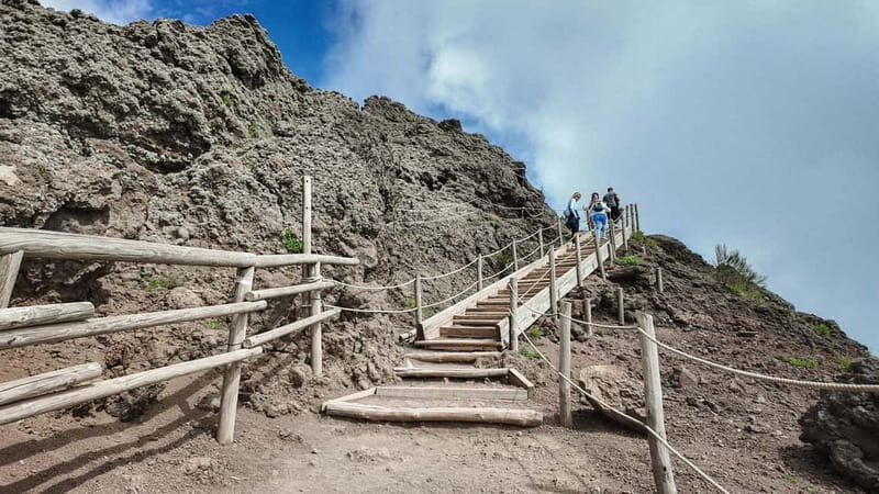 Mount Vesuvius From Naples: Bus, Ticket and Audio Guide - Additional Activities in the Area