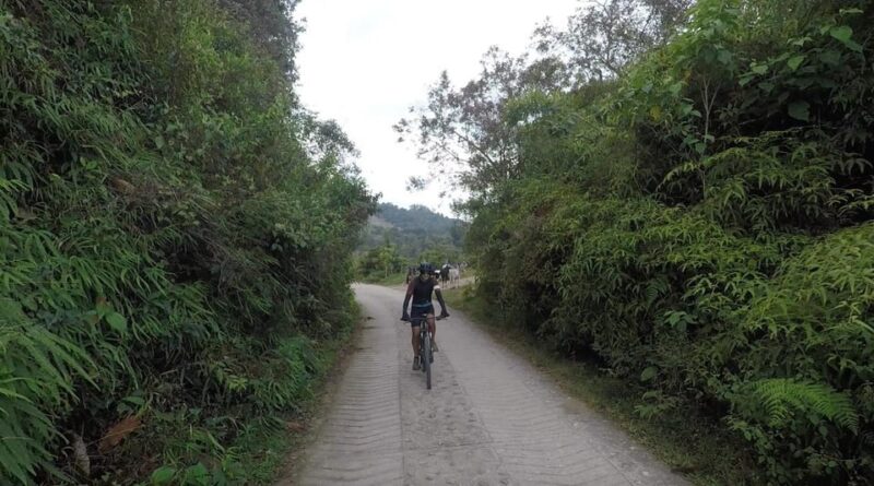 Mountain Bike Rental: a Ride Between Mountains. - Key Points