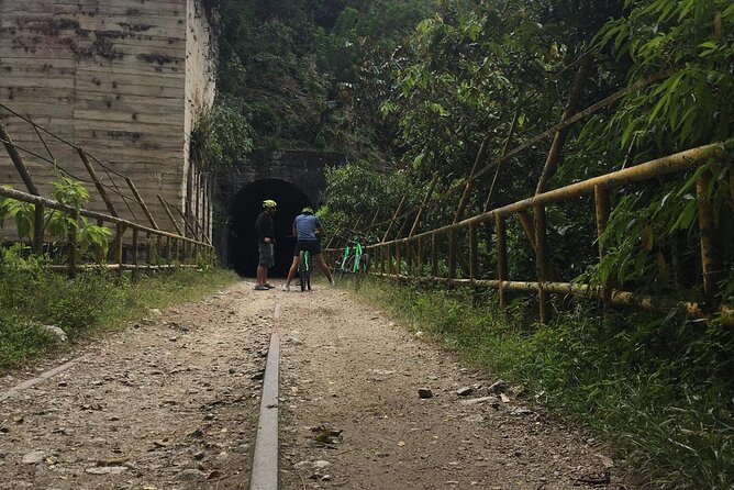 Mountain Bike Tour With Coffee and Lunch in Antioquias Beautiful Landscapes - Included Amenities and Services