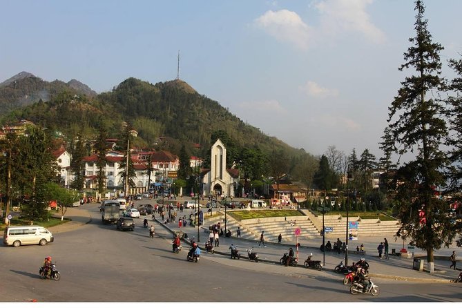 Mountain Views and Villages Trek – Private Day Trip - Booking