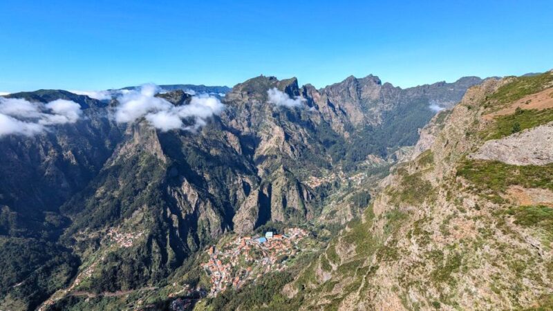 Mountain Wonders in 4h: Nuns Valley + Eira Do Serrado - Guided Experience