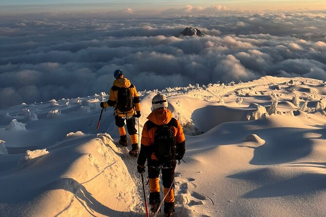 Mountaineering - Huayna Potosí 6088 - Accessibility and Fitness Requirements