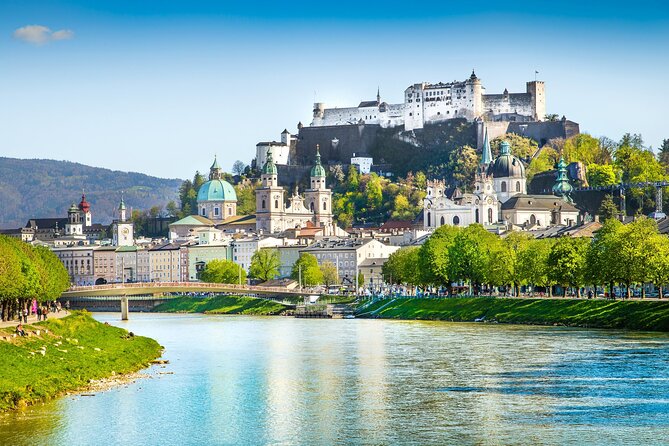 Mozarts Salzburg Exploration Game and Tour - Engaging Puzzle-Based City Tour