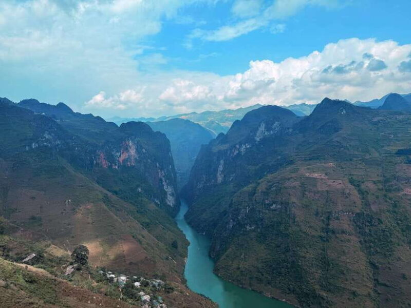 Mr Hung Ha Giang 3D2N With Easy Riders From Ha Giang - Included Amenities