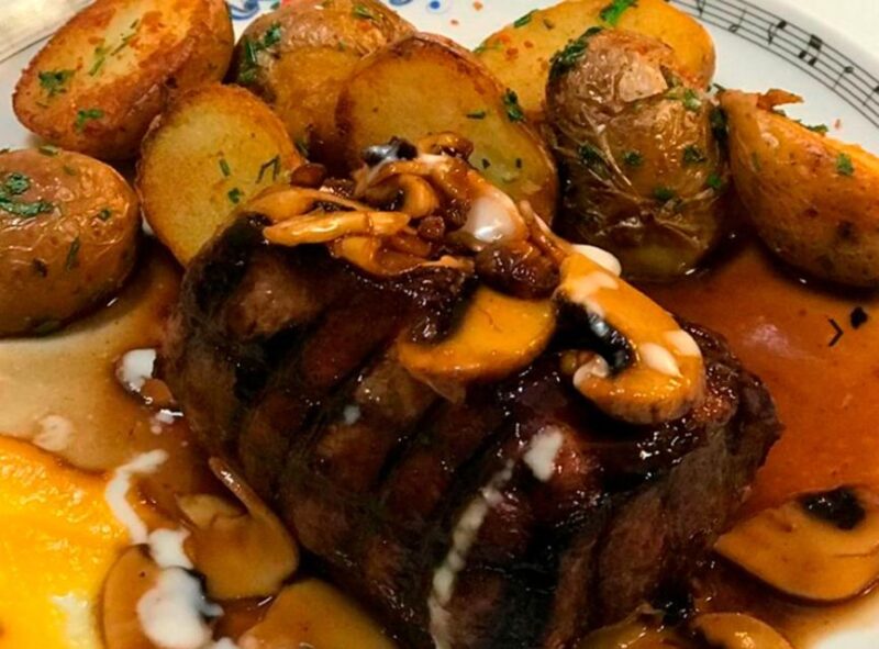 Mr. Tango Executive: Only Show + Beverage + Free Transfer - Show Highlights