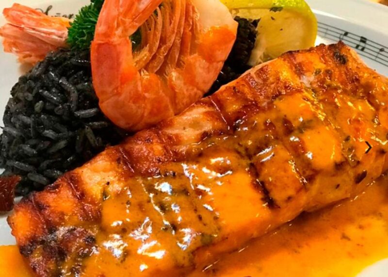 Mr. Tango Vip: Gourmet Dinner + Show + Free Transfer - Starters and Main Courses