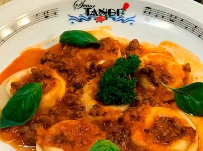 Mr. Tango Vip: Gourmet Dinner + Show + Free Transfer - Transfer Availability and Timing