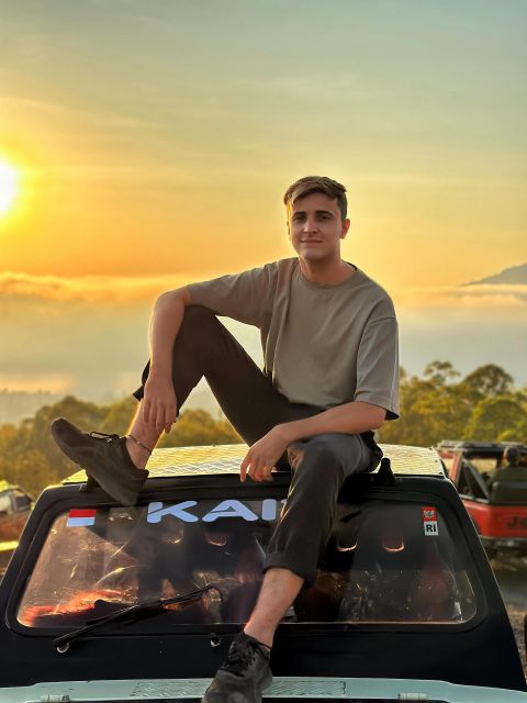 Mt Abang Sunrise With Jeep 4WD - Participant Restrictions