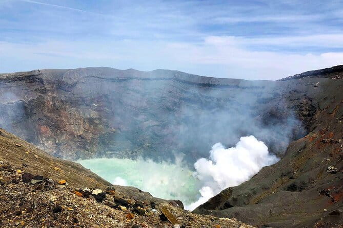 Mt. Aso and Takachiho Gorge 1 Day Highlights Tour From Kumamoto - Tour Experience and Activities