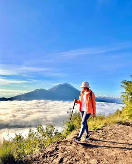 Mt.Batur Sunrise Hike With Breakfast and Hot Spring - Itinerary and Experience