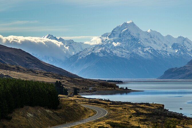 Mt Cook to Christchurch One-Way Small Group Tour via Lake Tekapo - The Experience in Detail