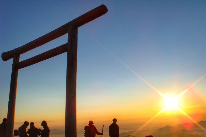 Mt. Fuji 2-Day Climbing Adventure Tour From Tokyo - Key Points