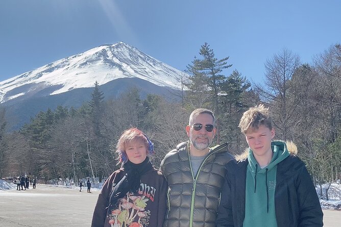 MT Fuji and Hakone Private Group Tour (Upto 9 Persons) by Hiace - Weather and Minimum Group Size