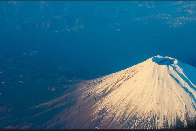 Mt. Fuji and Lake Kawaguchi Day Trip With Guide - Health and Accessibility Information