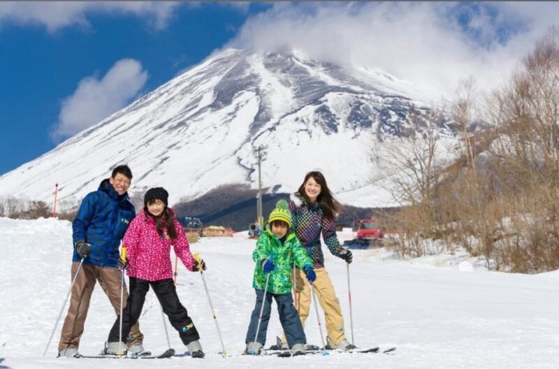 Mt Fuji Day Tour by Car With English Speaking Driver Guide - Arakura Fuji Sengen Shrine