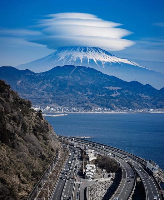 Mt Fuji Day Tour by Car With English Speaking Driver Guide - Lake Kawaguchi