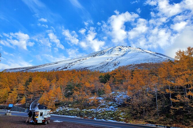 Mt. Fuji Guided Private Tour GREEN NUMBER PLATES - Transportation and Pickup