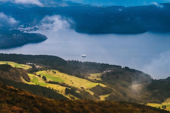 Mt Fuji, Hakone Lake Ashi Cruise Bullet Train Day Trip From Tokyo - Lake Ashi Cruise